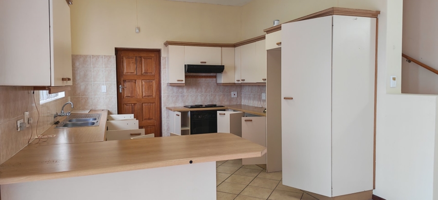 5 Bedroom Property for Sale in Dana Bay Western Cape